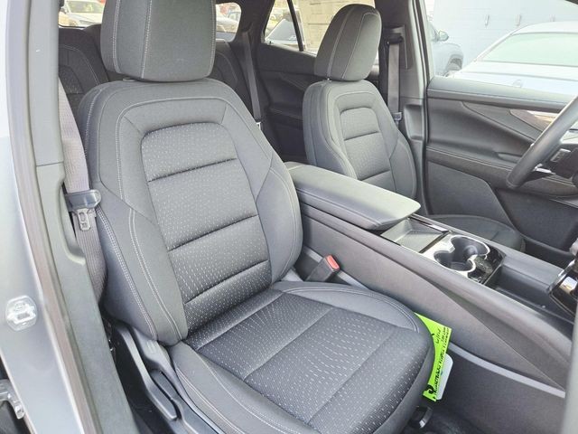 Chevrolet Blazer EV Vehicle Full-screen Gallery Image 12