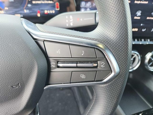 Chevrolet Blazer EV Vehicle Full-screen Gallery Image 17