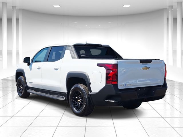 Chevrolet Silverado EV Vehicle Full-screen Gallery Image 03