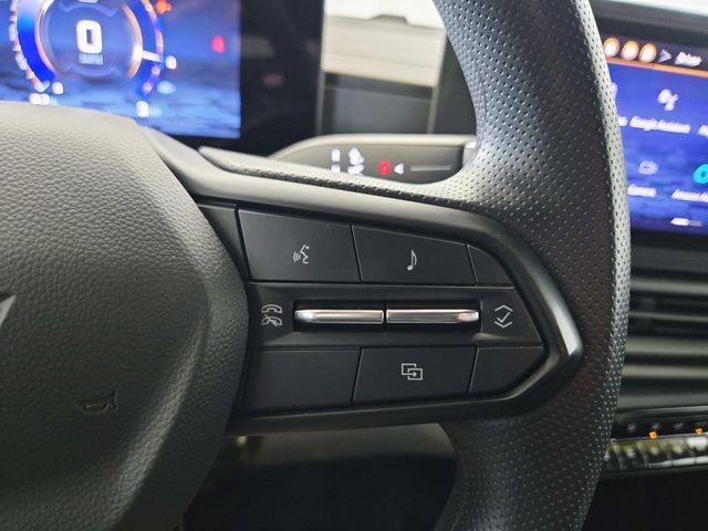 Chevrolet Silverado EV Vehicle Full-screen Gallery Image 20