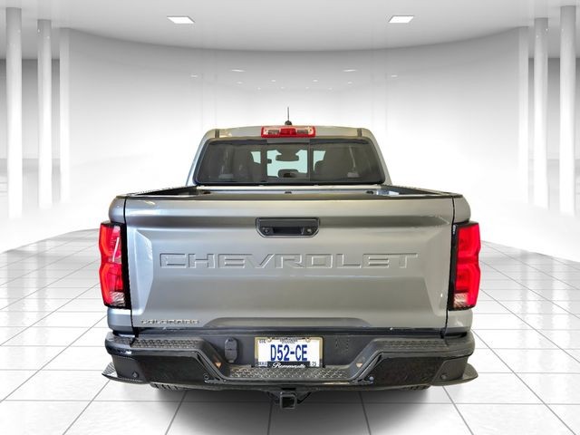 Chevrolet Colorado Vehicle Full-screen Gallery Image 04