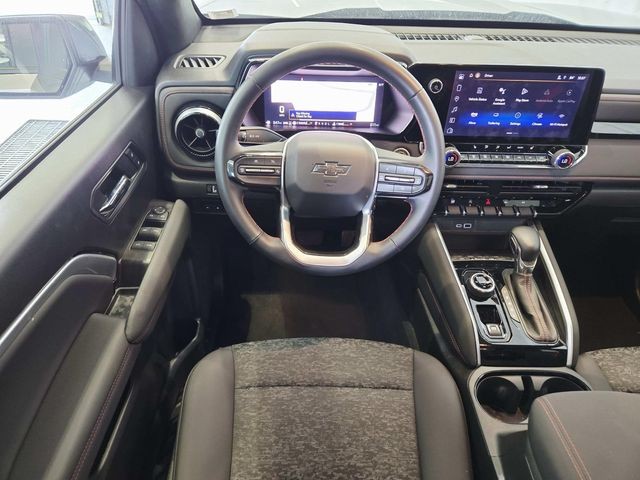 Chevrolet Colorado Vehicle Full-screen Gallery Image 07