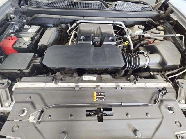 Chevrolet Colorado Vehicle Full-screen Gallery Image 13