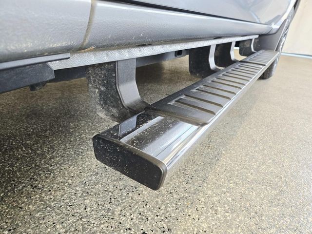 Chevrolet Colorado Vehicle Full-screen Gallery Image 15