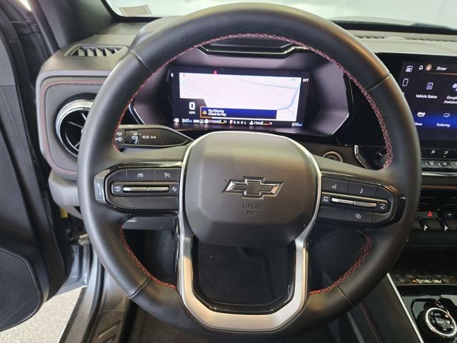 Chevrolet Colorado Vehicle Full-screen Gallery Image 16