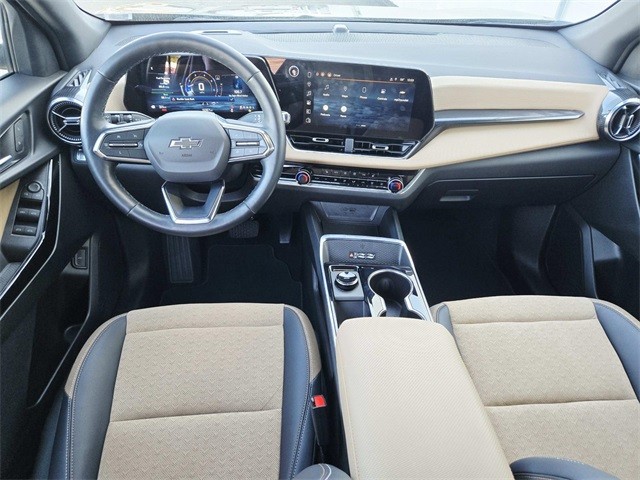 Chevrolet Equinox Vehicle Full-screen Gallery Image 06