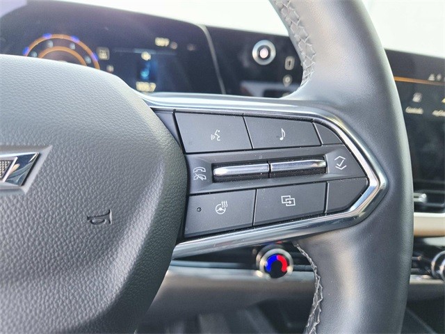 Chevrolet Equinox Vehicle Full-screen Gallery Image 17