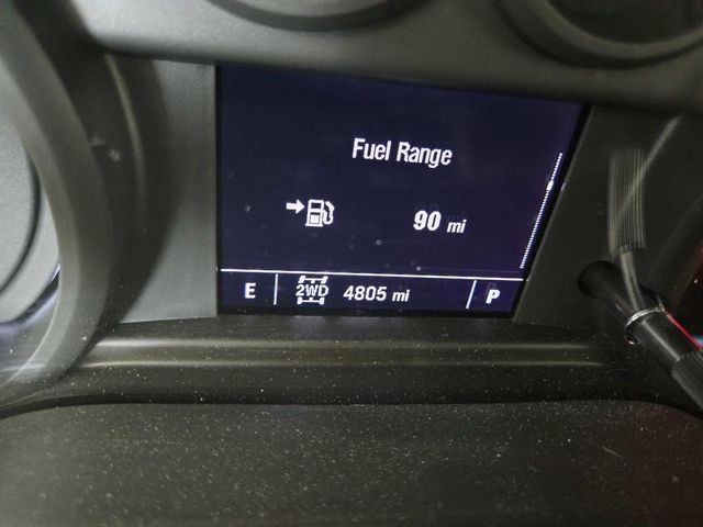 Chevrolet Silverado 1500 Vehicle Full-screen Gallery Image 17