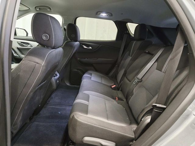 Chevrolet Blazer Vehicle Full-screen Gallery Image 09