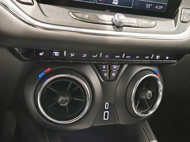 Chevrolet Blazer Vehicle Full-screen Gallery Image 23