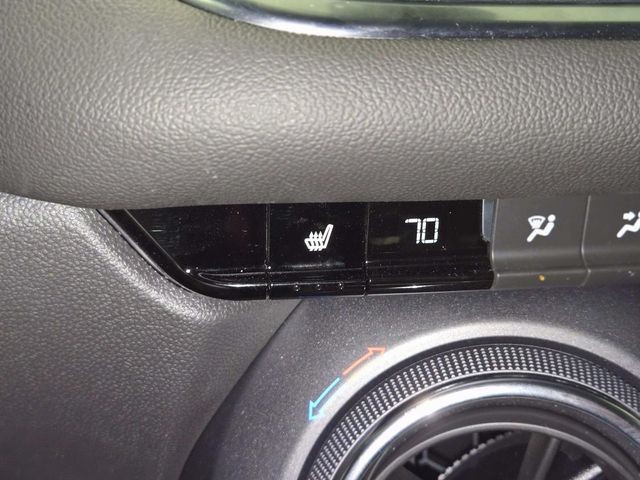 Chevrolet Blazer Vehicle Full-screen Gallery Image 24