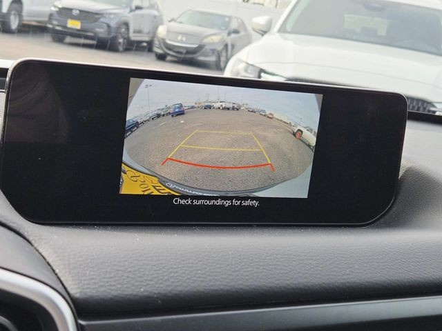 Mazda CX-50 Hybrid Vehicle Full-screen Gallery Image 10