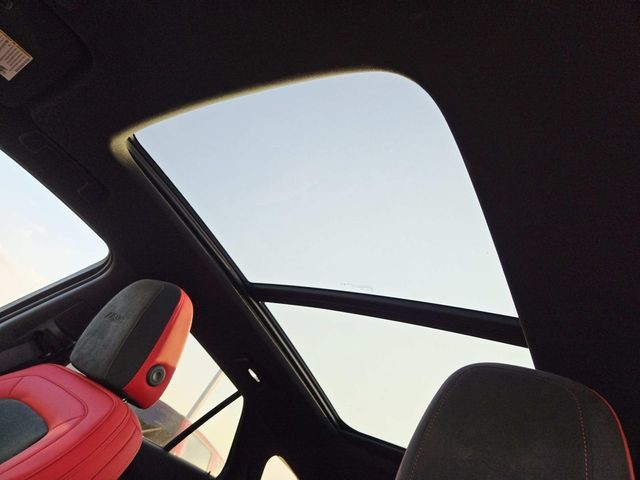 Chevrolet Blazer EV Vehicle Full-screen Gallery Image 06