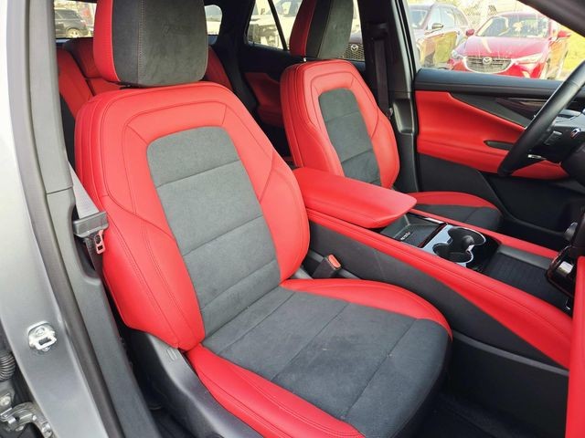 Chevrolet Blazer EV Vehicle Full-screen Gallery Image 13