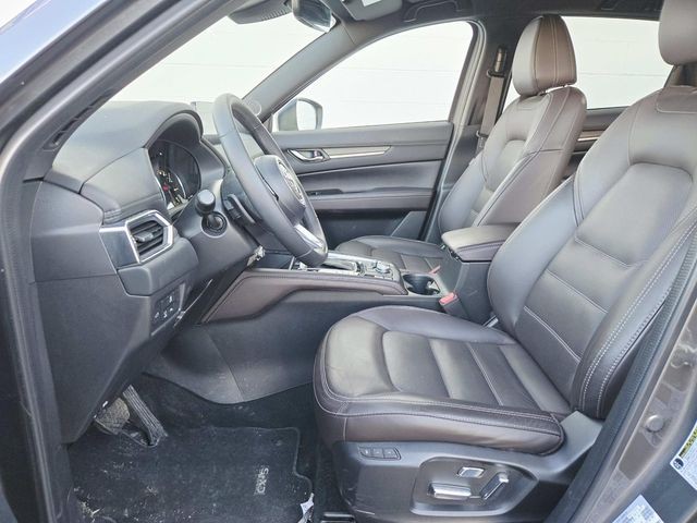 Mazda CX-5 Vehicle Full-screen Gallery Image 09