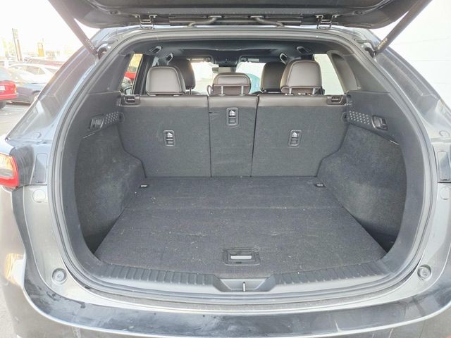 Mazda CX-5 Vehicle Full-screen Gallery Image 11