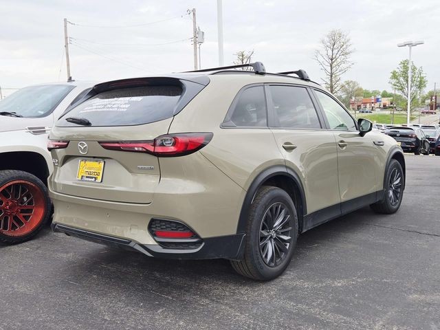 Mazda CX-70 Vehicle Full-screen Gallery Image 02