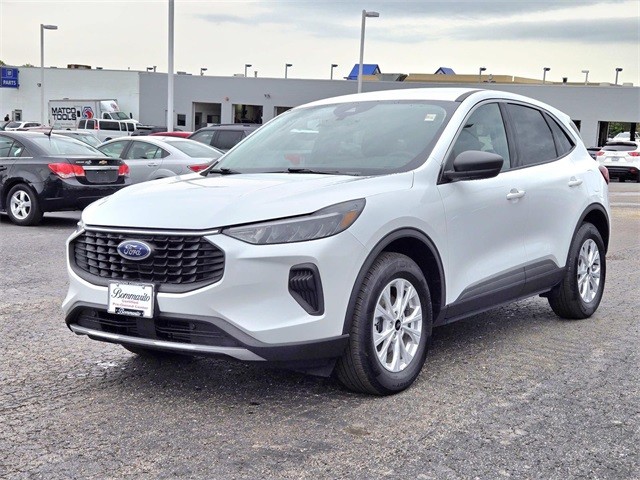 more details - ford escape