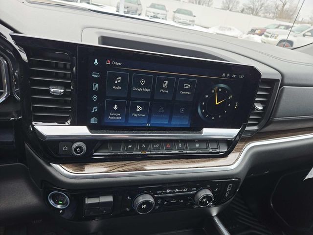 Chevrolet Silverado 1500 Vehicle Full-screen Gallery Image 21