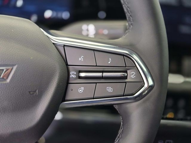 Chevrolet Equinox Vehicle Full-screen Gallery Image 16