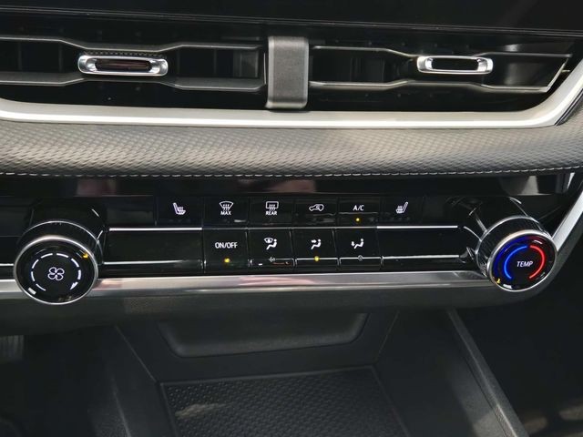 Chevrolet Equinox Vehicle Full-screen Gallery Image 20