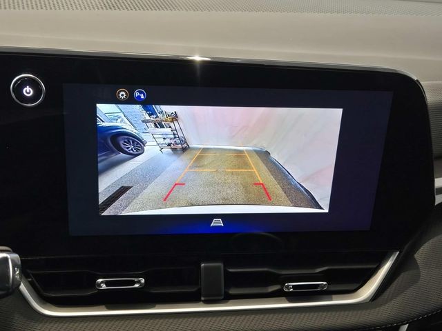 Chevrolet Equinox Vehicle Full-screen Gallery Image 19