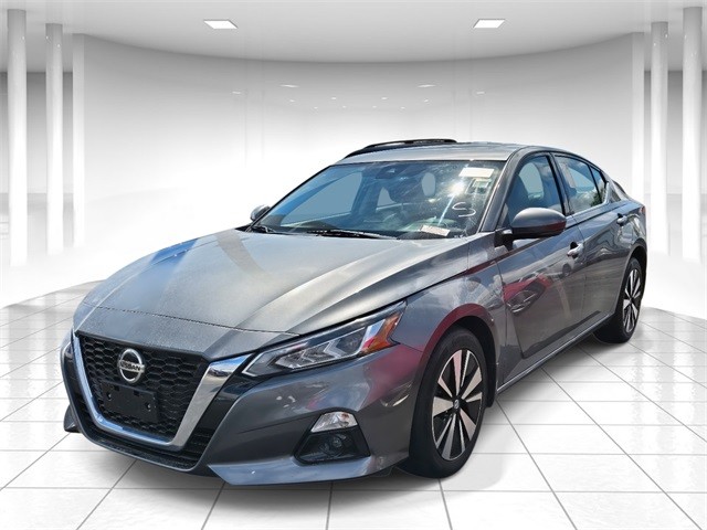 more details - nissan altima