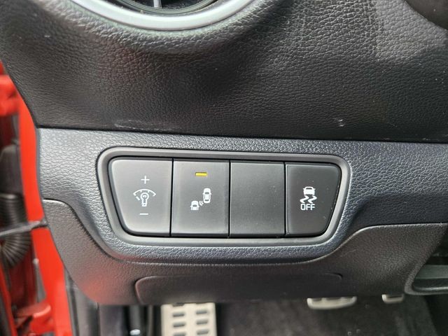 Kia Forte Vehicle Full-screen Gallery Image 29