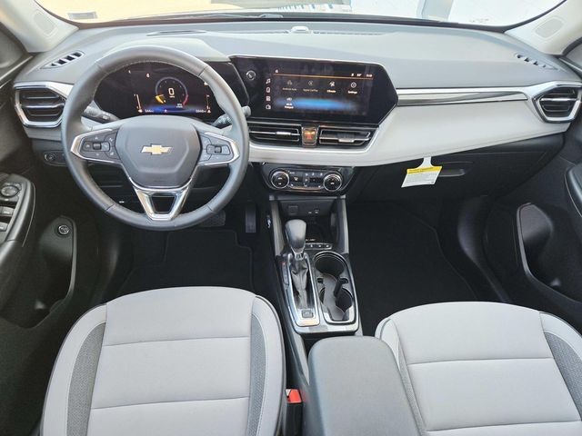 Chevrolet Trailblazer Vehicle Full-screen Gallery Image 06