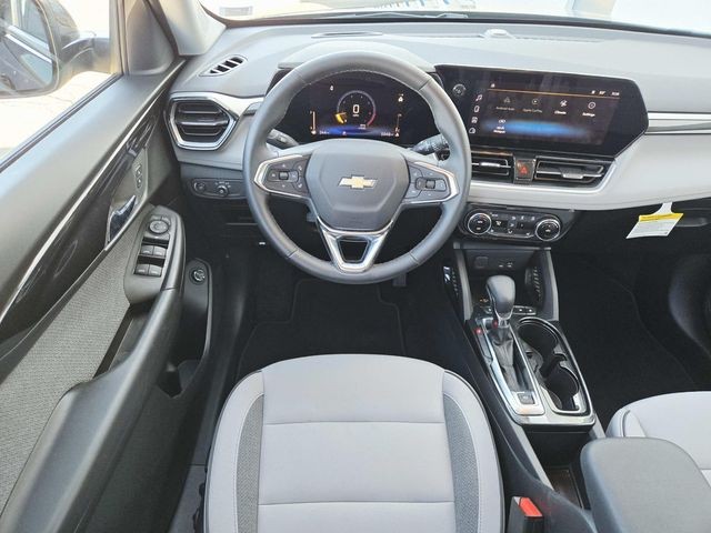 Chevrolet Trailblazer Vehicle Full-screen Gallery Image 07