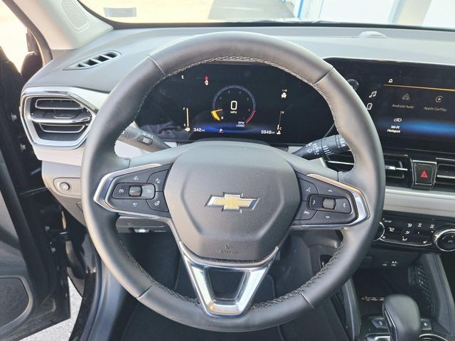 Chevrolet Trailblazer Vehicle Full-screen Gallery Image 15