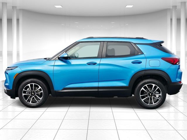 Chevrolet Trailblazer Vehicle Full-screen Gallery Image 02