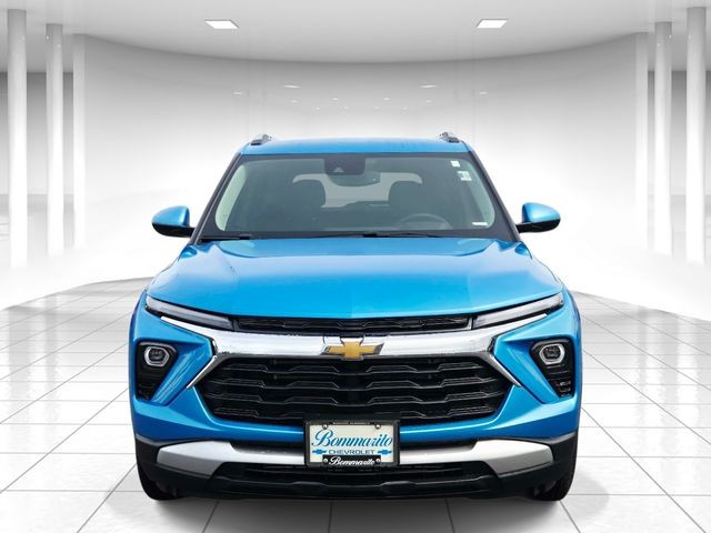Chevrolet Trailblazer Vehicle Full-screen Gallery Image 05