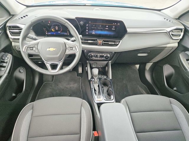 Chevrolet Trailblazer Vehicle Full-screen Gallery Image 06
