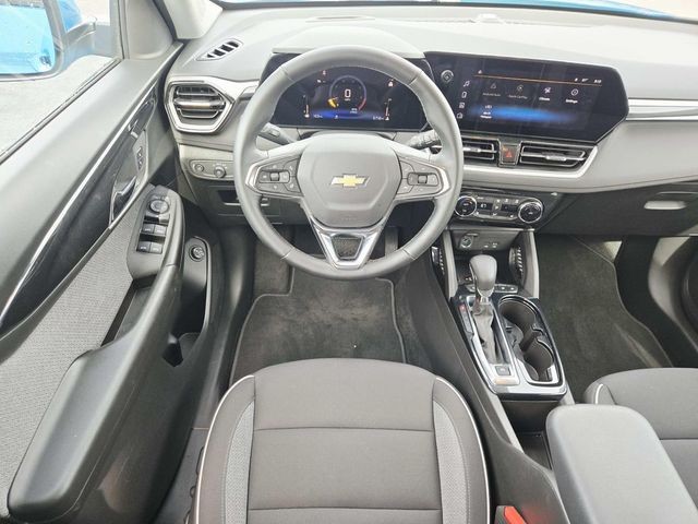 Chevrolet Trailblazer Vehicle Full-screen Gallery Image 07