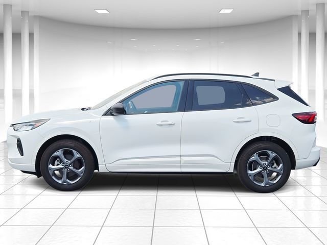 Ford Escape Vehicle Full-screen Gallery Image 02