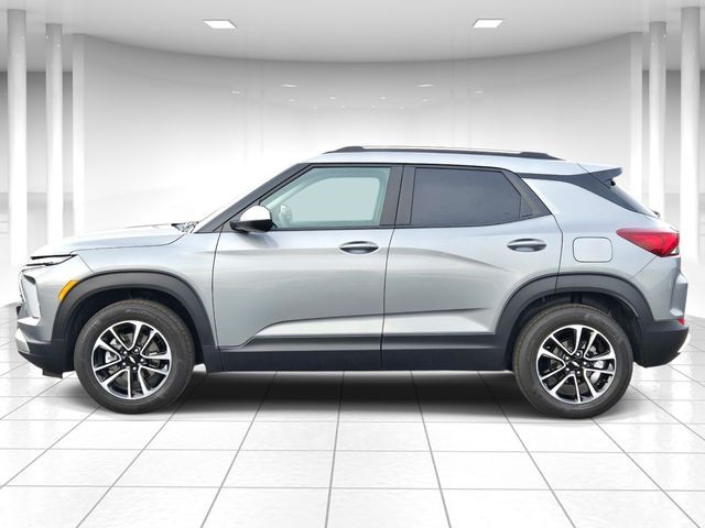 Chevrolet Trailblazer Vehicle Full-screen Gallery Image 02