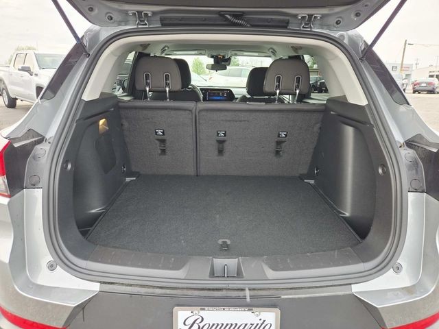 Chevrolet Trailblazer Vehicle Full-screen Gallery Image 10