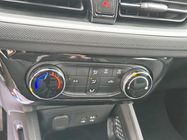 Chevrolet Trailblazer Vehicle Full-screen Gallery Image 22