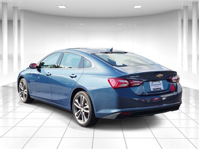 Chevrolet Malibu Vehicle Full-screen Gallery Image 03