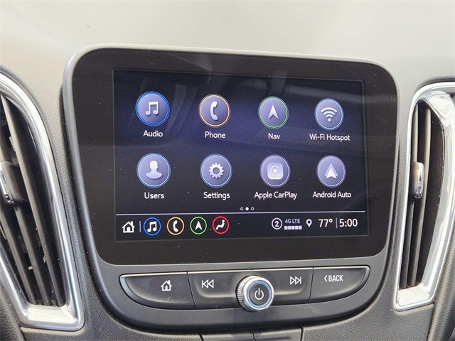 Chevrolet Malibu Vehicle Full-screen Gallery Image 21