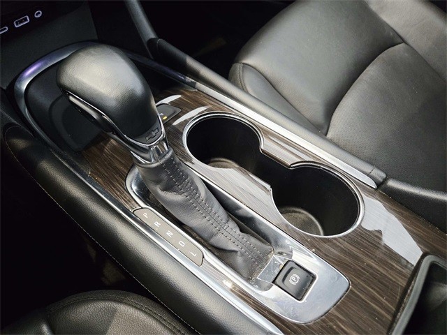 Chevrolet Malibu Vehicle Full-screen Gallery Image 26