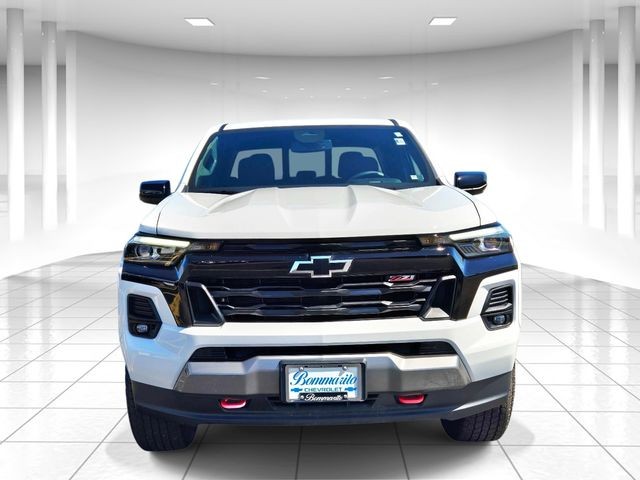 Chevrolet Colorado Vehicle Full-screen Gallery Image 05