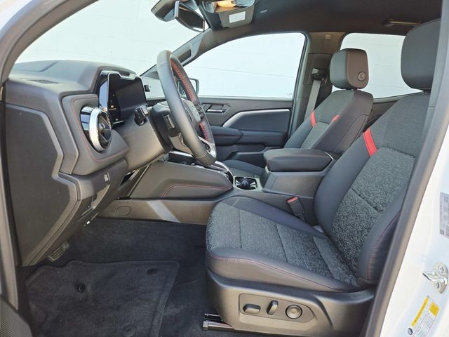 Chevrolet Colorado Vehicle Full-screen Gallery Image 08