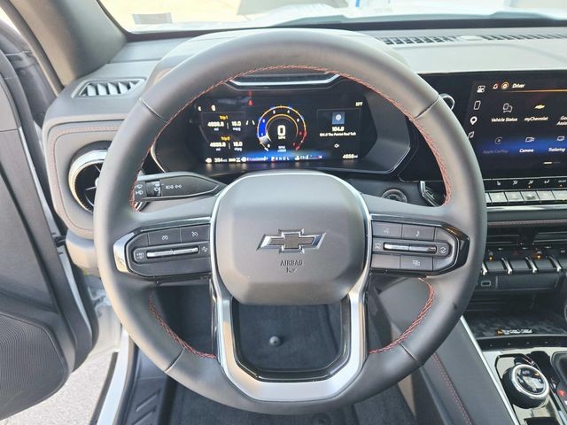 Chevrolet Colorado Vehicle Full-screen Gallery Image 15