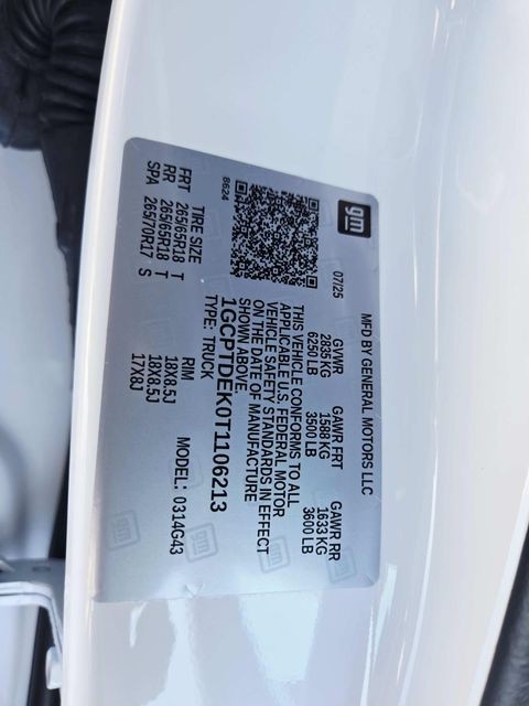 Chevrolet Colorado Vehicle Full-screen Gallery Image 33