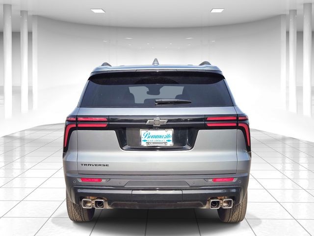 Chevrolet Traverse Vehicle Full-screen Gallery Image 04