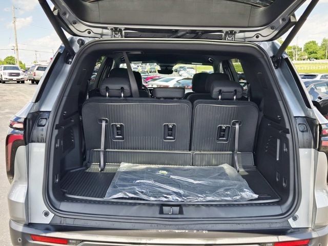 Chevrolet Traverse Vehicle Full-screen Gallery Image 11