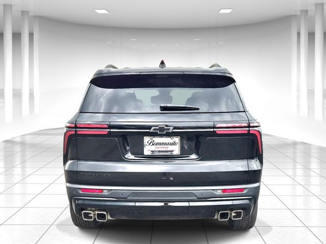 Chevrolet Traverse Vehicle Full-screen Gallery Image 04