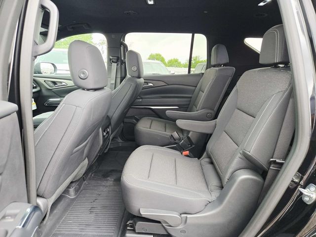 Chevrolet Traverse Vehicle Full-screen Gallery Image 09